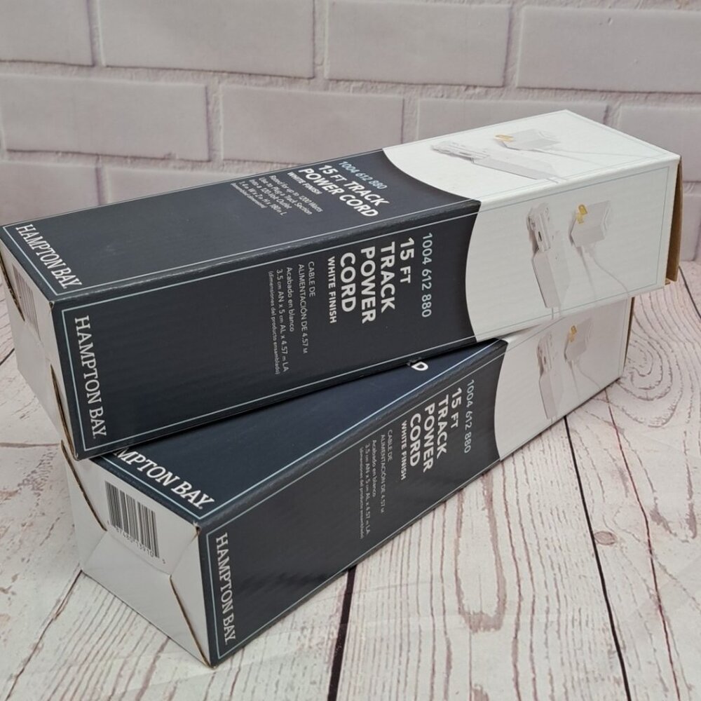 Hampton Bay Single Circuit Live End Linear Track Lighting Connector White 2 Pack - Picture 4 of 4